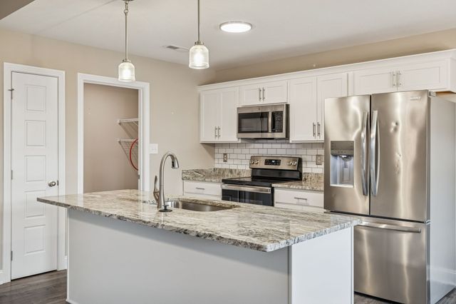 532 Lucky Ln, Clarksville, TN 37042