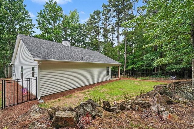 3280 Greenhill Drive, Villa Rica, GA 30180