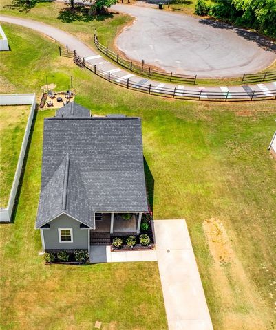 505 W D Avenue, Easley, SC 29640