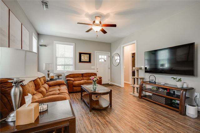 505 W D Avenue, Easley, SC 29640