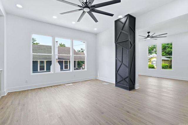 2217 SCOTT, Little Rock, AR 72206