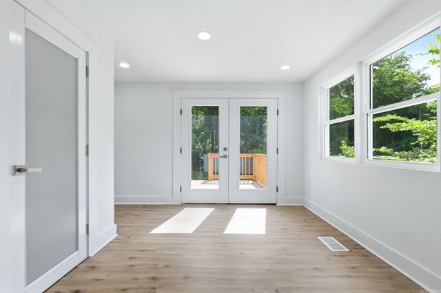 2217 SCOTT, Little Rock, AR 72206