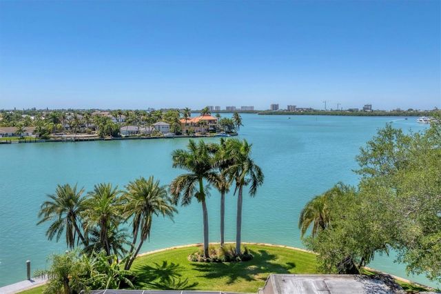 102 SEAGULL LANE, Sarasota, FL 34236