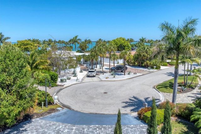 102 SEAGULL LANE, Sarasota, FL 34236