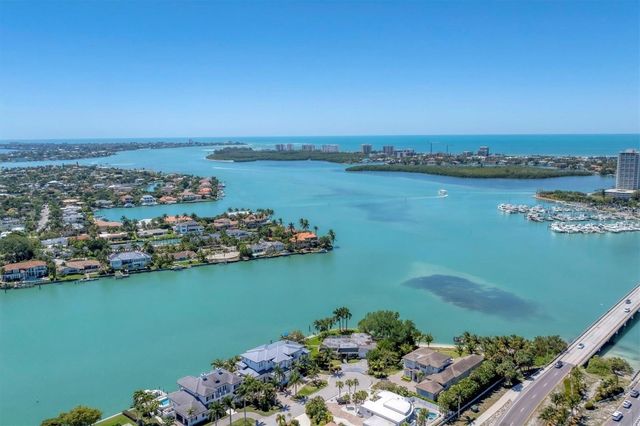 102 SEAGULL LANE, Sarasota, FL 34236