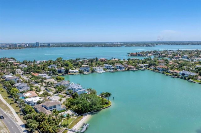 102 SEAGULL LANE, Sarasota, FL 34236