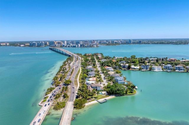 102 SEAGULL LANE, Sarasota, FL 34236