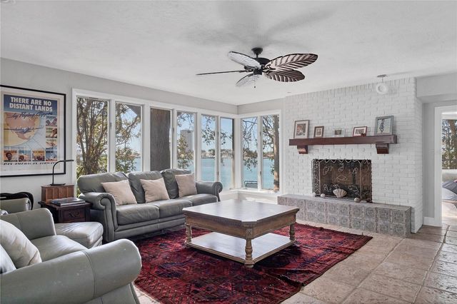 102 SEAGULL LANE, Sarasota, FL 34236