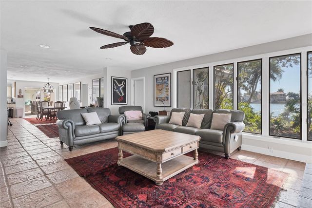 102 SEAGULL LANE, Sarasota, FL 34236