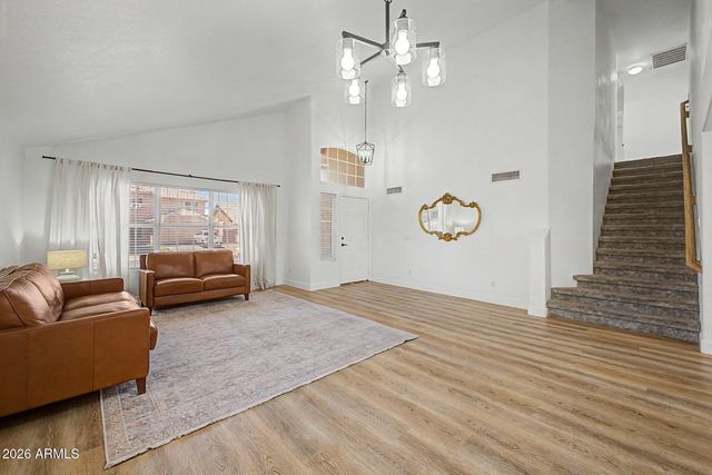 372 E ARABIAN Drive, Gilbert, AZ 85296