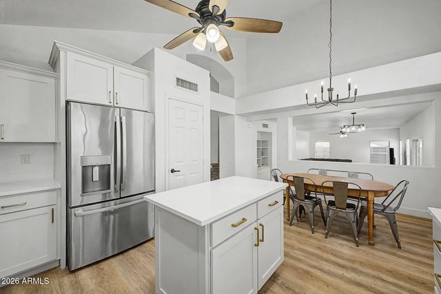 372 E ARABIAN Drive, Gilbert, AZ 85296