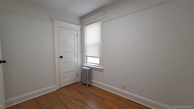 68-07 53rd Avenue 2 Fl, Maspeth, NY 11378