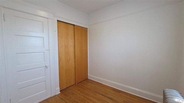 68-07 53rd Avenue 2 Fl, Maspeth, NY 11378