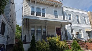 68-07 53rd Avenue 2 Fl, Maspeth, NY 11378