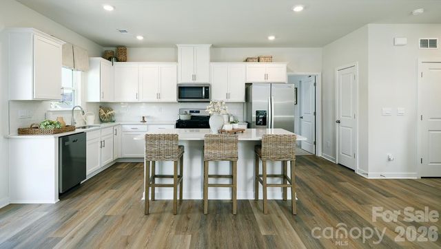 6600 Barcelona Way, Charlotte, NC 28214