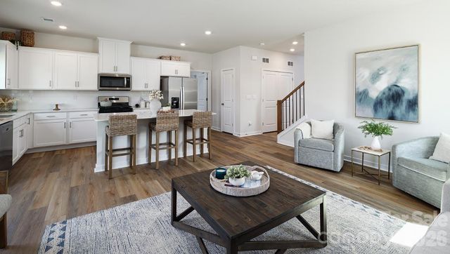 6600 Barcelona Way, Charlotte, NC 28214