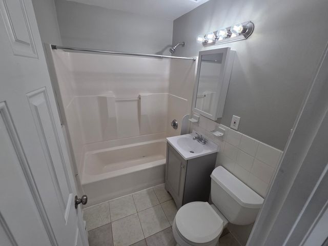 815 Morton 19, Boston, MA 02126