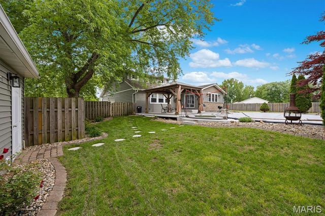 511 Coventry Road, Troy, IL 62294