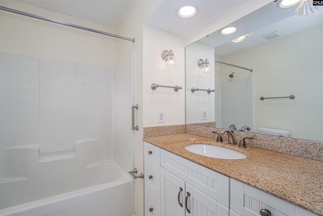 34 Groves Wood Court, Columbia, SC 29212