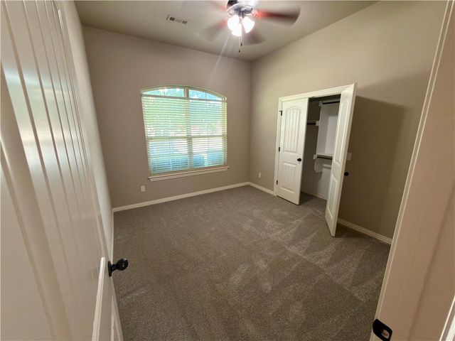 108 Peyton Street, Lowell, AR 72745
