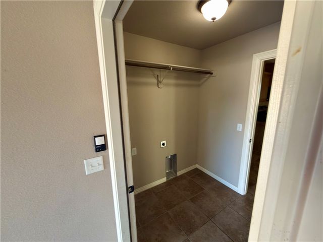 108 Peyton Street, Lowell, AR 72745