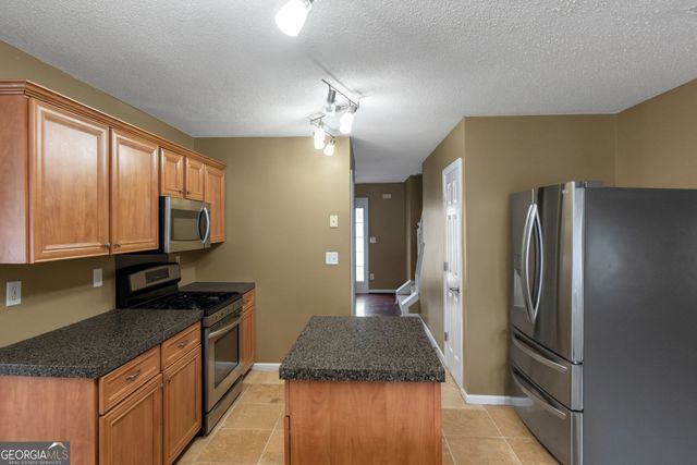 3117 Stonebridge Creek Drive, Lithonia, GA 30058