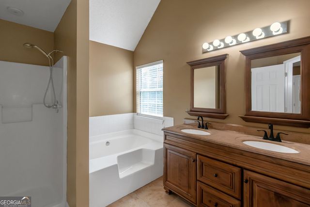 3117 Stonebridge Creek Drive, Lithonia, GA 30058