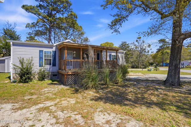 8990 Bonaparte Drive SW, Sunset Beach, NC 28468
