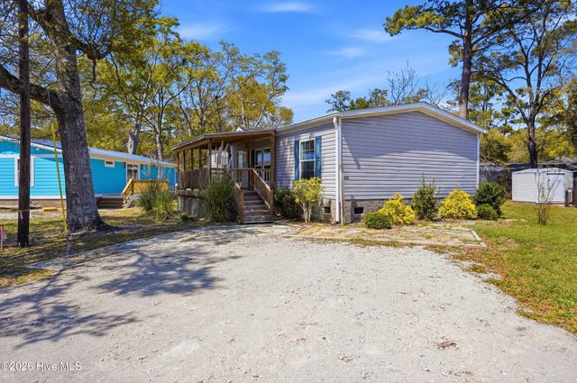 8990 Bonaparte Drive SW, Sunset Beach, NC 28468