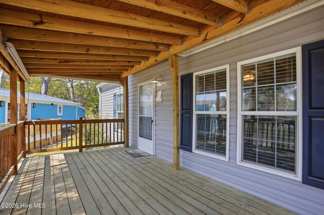 8990 Bonaparte Drive SW, Sunset Beach, NC 28468