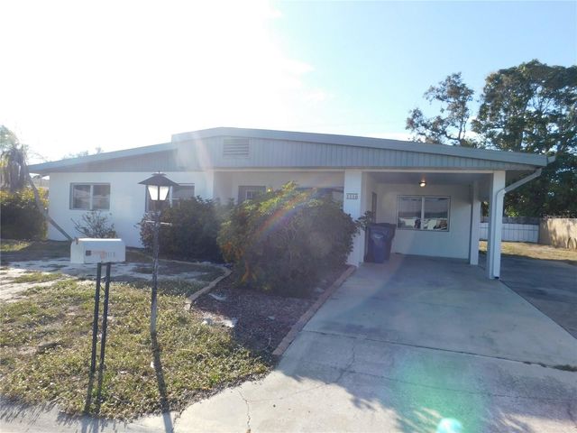 1116 65TH STREET NW, Bradenton, FL 34209