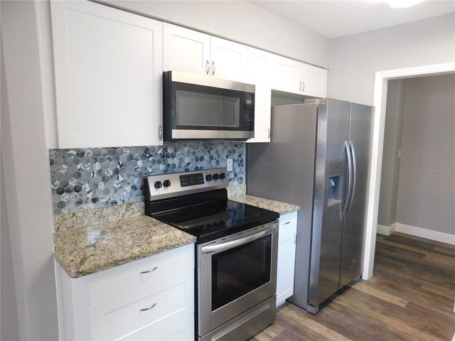 1116 65TH STREET NW, Bradenton, FL 34209