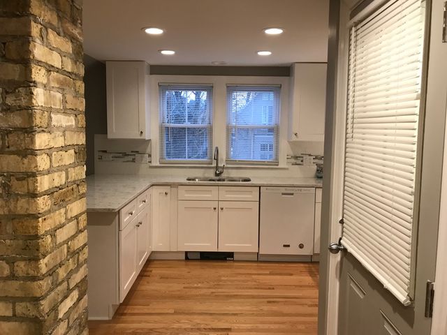 3136 N Paulina Street 2, Chicago, IL 60657