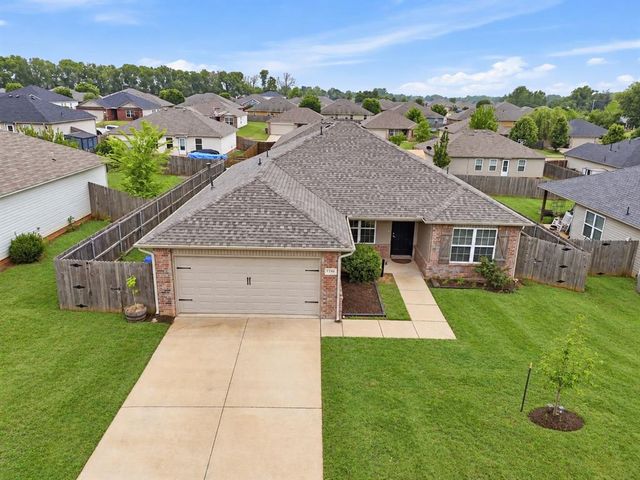 1200 Granite Lane, Noble, OK 73068