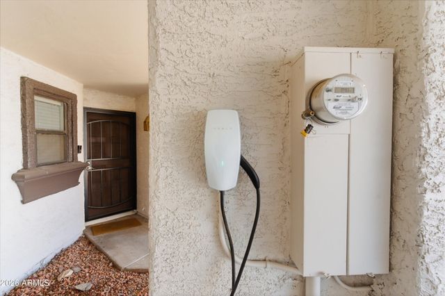 7755 E THOMAS Road 11, Scottsdale, AZ 85251