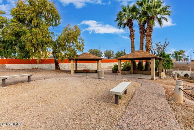 7755 E THOMAS Road 11, Scottsdale, AZ 85251