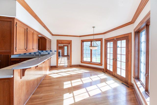 3582 Norport DRIVE, Port Washington, WI 53074