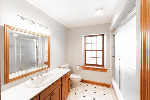 3582 Norport DRIVE, Port Washington, WI 53074