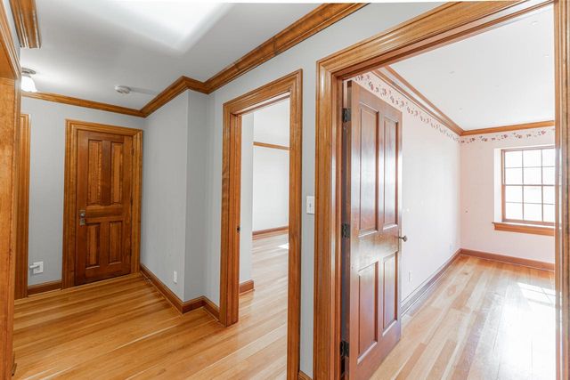 3582 Norport DRIVE, Port Washington, WI 53074