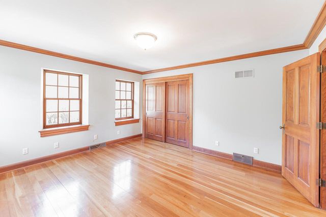 3582 Norport DRIVE, Port Washington, WI 53074