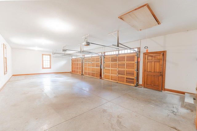 3582 Norport DRIVE, Port Washington, WI 53074