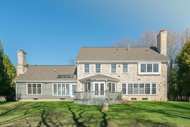 3582 Norport DRIVE, Port Washington, WI 53074
