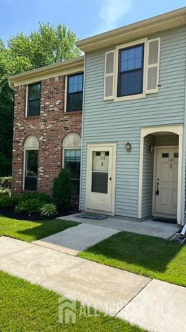 140 Wyndham Place, Robbinsville, NJ 08691