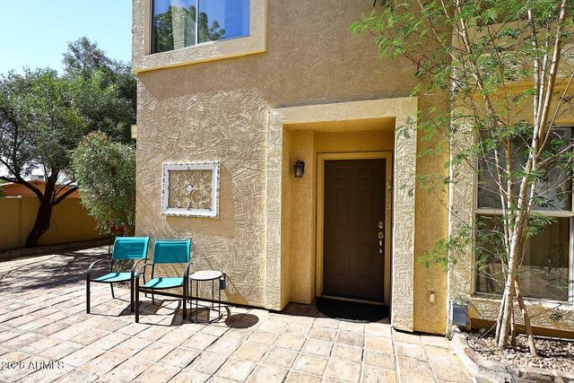 10218 N 12TH Place 2, Phoenix, AZ 85020