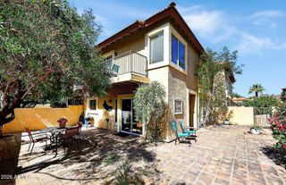 10218 N 12TH Place 2, Phoenix, AZ 85020