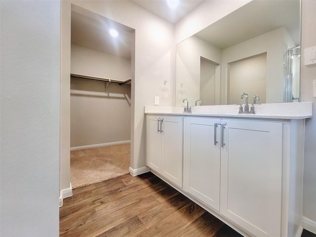 125 Solitude DR, San Marcos, TX 78666