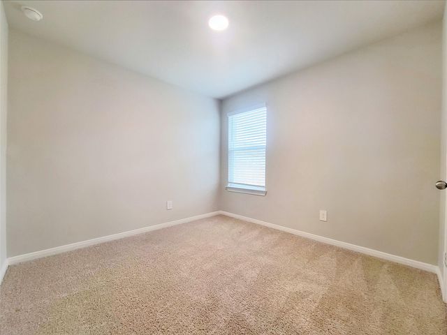 125 Solitude DR, San Marcos, TX 78666