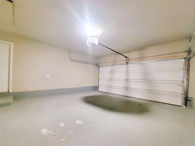 125 Solitude DR, San Marcos, TX 78666