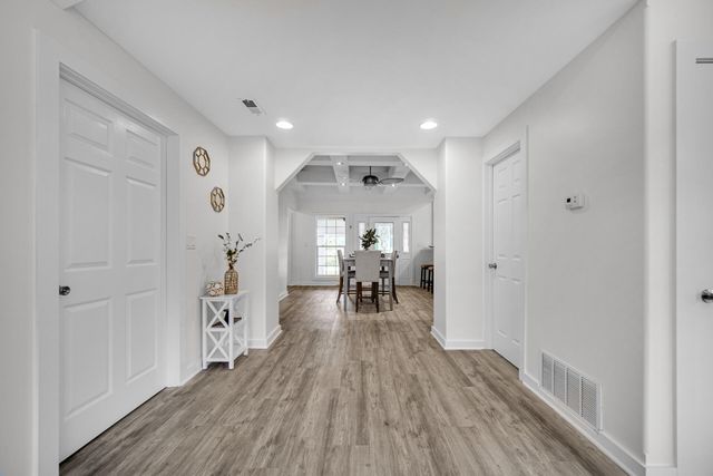 838 N 200 W, Valparaiso, IN 46385