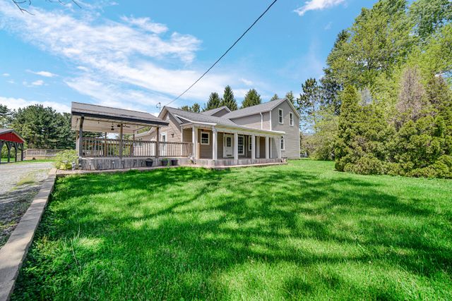 838 N 200 W, Valparaiso, IN 46385